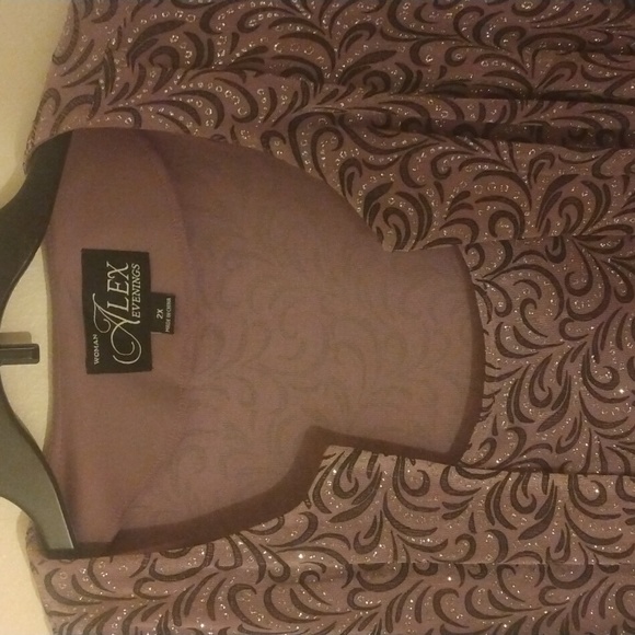 Light purple cardigan 3/4 sleeves. - Picture 3 of 6